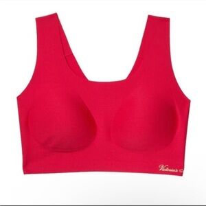 Victoria’s Secret sports bra